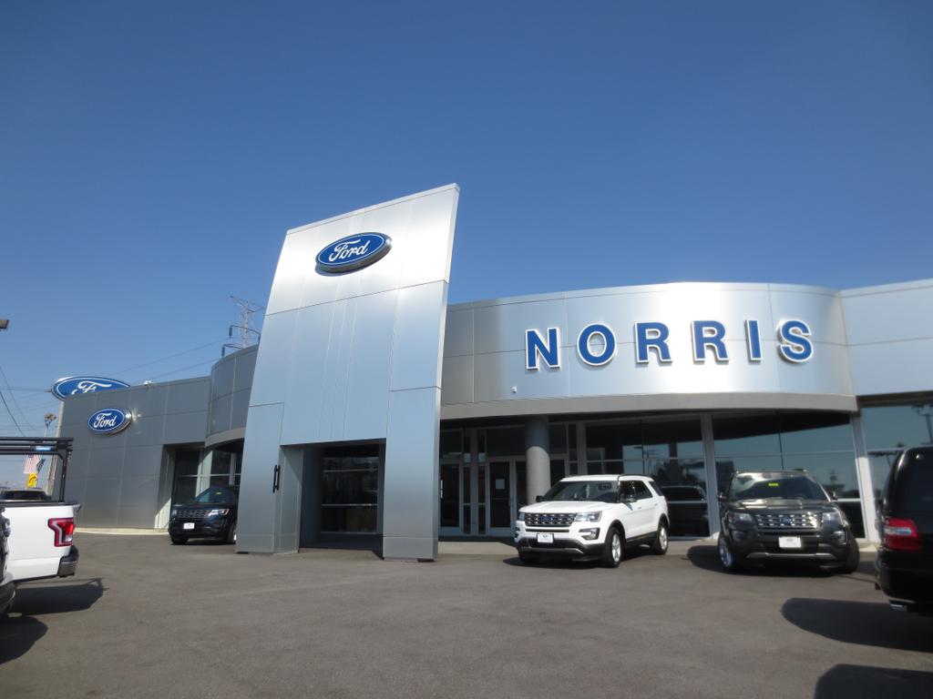 Dealership gallery photo 1